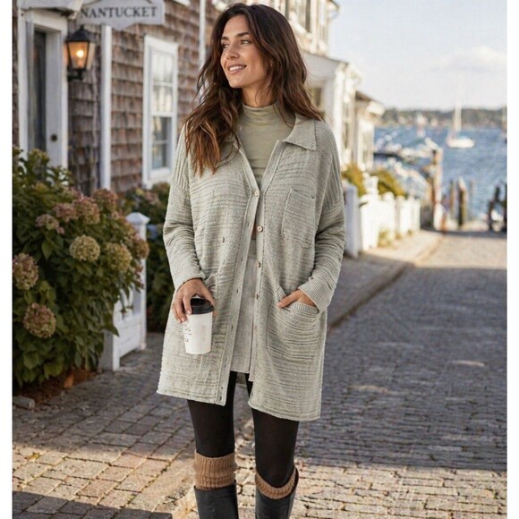 Free People Sweaters - Free people beach cream oversized button up cardigan Sweater size medium Top